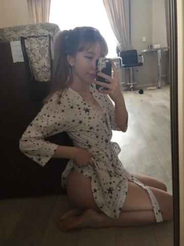 Юлия Горячая Брюнетка